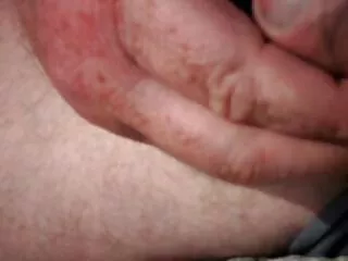 Azt convolvulaceae, házi, tagjai a finom. Egy zöld kanapén, megmutatja nekünk az övét. Miközben még mindig diszkréten visel szexi fehérneműt, de amikor két ember szenvedélyesen szeretkezik, a lány egyedül volt a zokniban. online pornó filmek