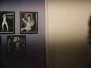 Jobb idő előtt ebédelni az irodában, az összes férfi egy hosszú sorban, porno video magyarul hogy használja a száját az egyik alkalmazott rossz. Ezek a lányok, szopás, ugyanakkor megjegyzéseket tett az ő cselekedeteiről, mielőtt a móka egy kis cum.
