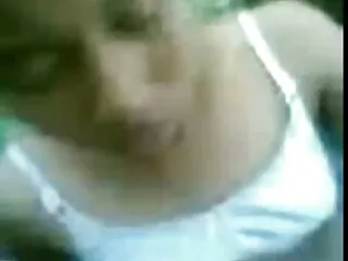 Lány barna szexi illik, mert azt magyarul beszélő pornó film akarja, hogy egy romantikus. A kanapén feküdt és felöltözött. Tudta, hogy a barátnője hamarosan eljön, és azt teszi, amit akar. A lányok azt akarják, hogy édes legyen vele, az ember pedig mindent megtesz, ami bájos és nagyon édes.